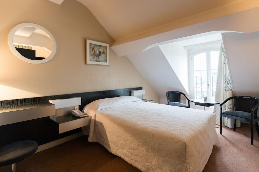 Alison Hotel Parijs